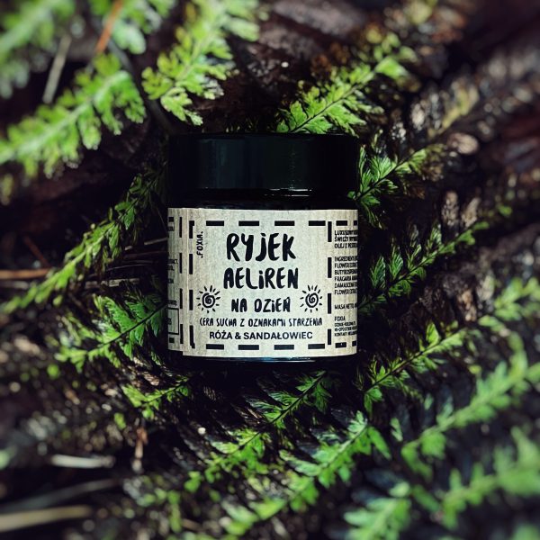 Różany krem do twarzy na dzień Aeliren marki Foxia